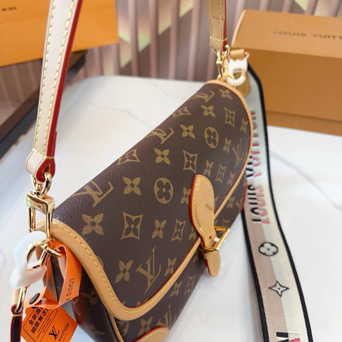Qerioo™ LV Luxury Bags (23*10*15) cm